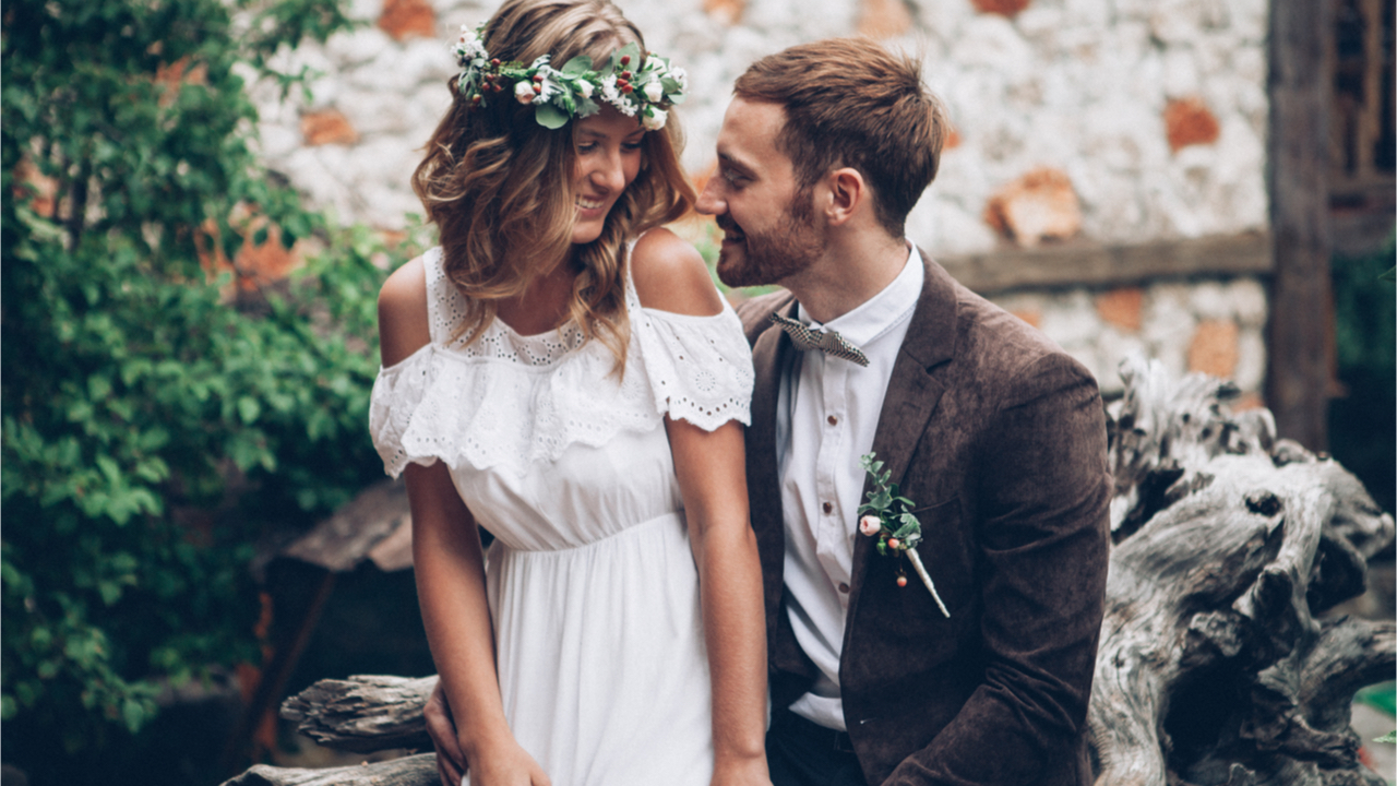 Bei einer Hochzeit oder Familiengründung lohnt es sich seinen Versicherungsstatus anzupassen.