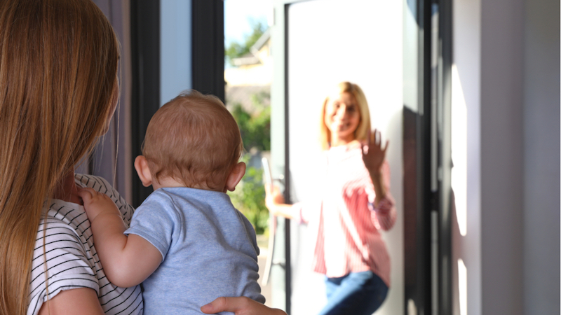 Ein gutes Au-Pair kümmert sich um die Kinder und versteht sich gut mit ihnen.